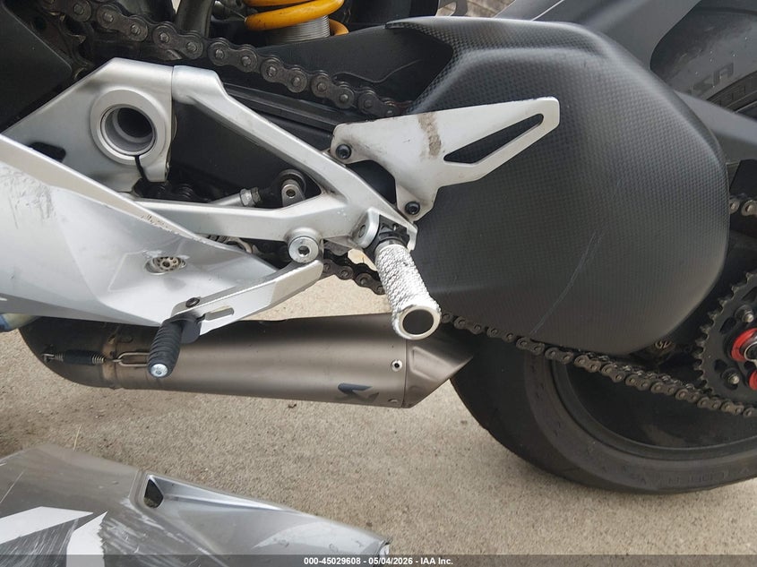 2018 Ducati Panigale V4/V4S/V4S Speciale VIN: ZDMDAGNW8JB003016 Lot: 45029608