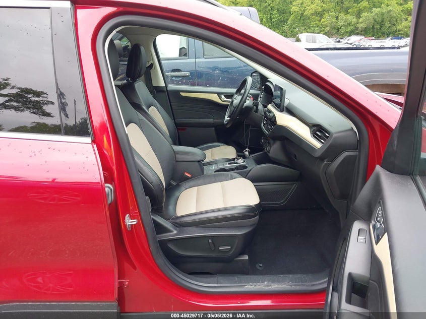 AtlanticExpress - Ford Escape