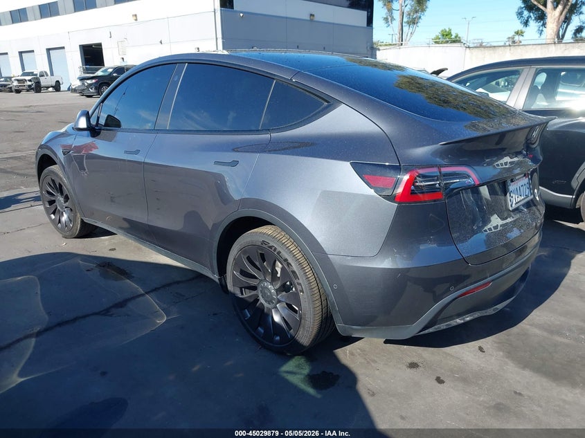 Vin: 5yjygdee0mf285512, lot: 45527393, tesla model y long range dual motor all-wheel drive 20213