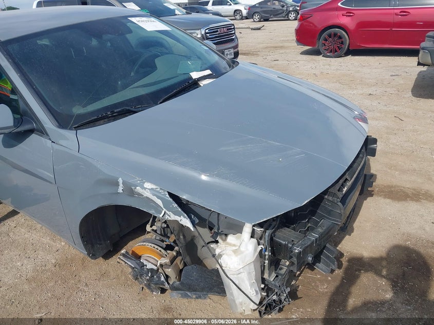2021 HYUNDAI ELANTRA auction photo 6