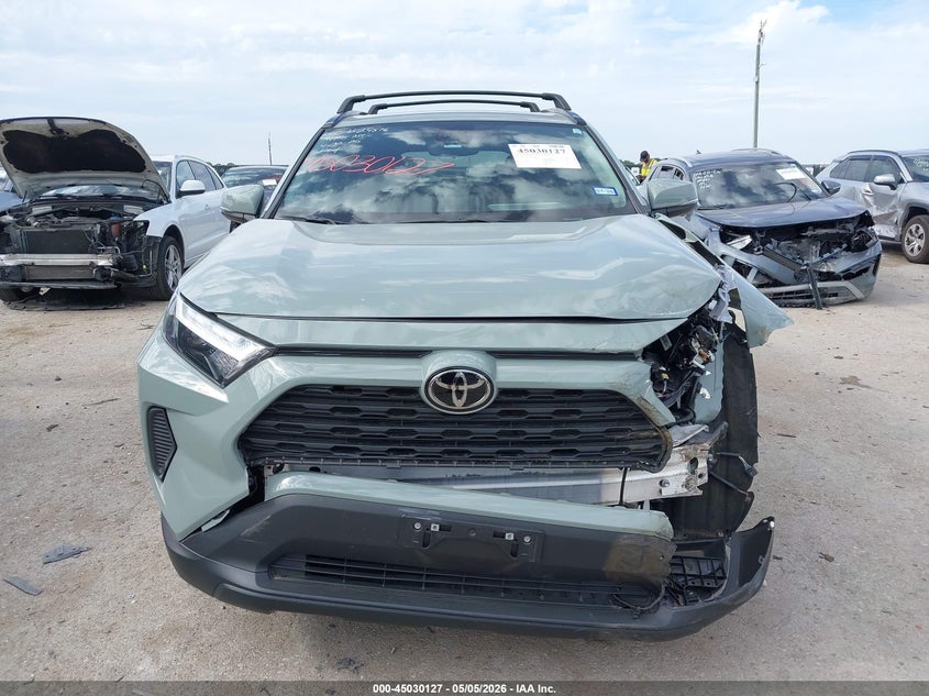 VIN 2T3W1RFVXPW287450 2023 TOYOTA RAV4 XLE