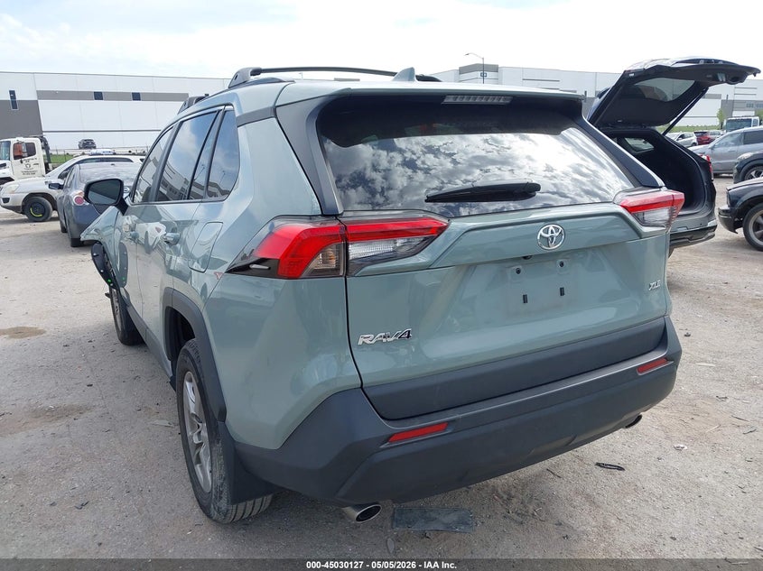 VIN 2T3W1RFVXPW287450 2023 TOYOTA RAV4 XLE
