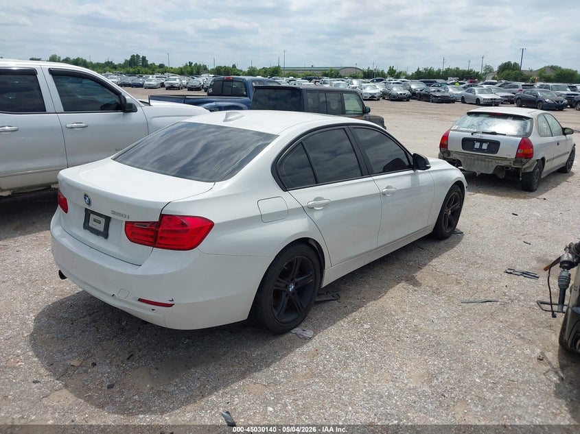 Vin: wba3b1c50ep678960, lot: 45527654, bmw 320i 20144