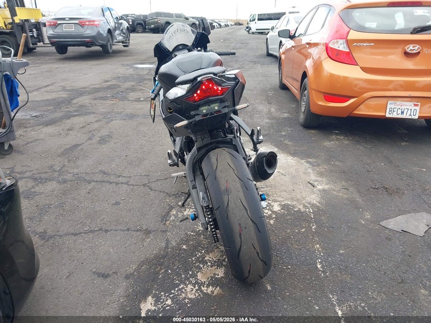 2025 Kawasaki Zx1002 M VIN: JKBZXVM13SA010298 Lot: 45030163