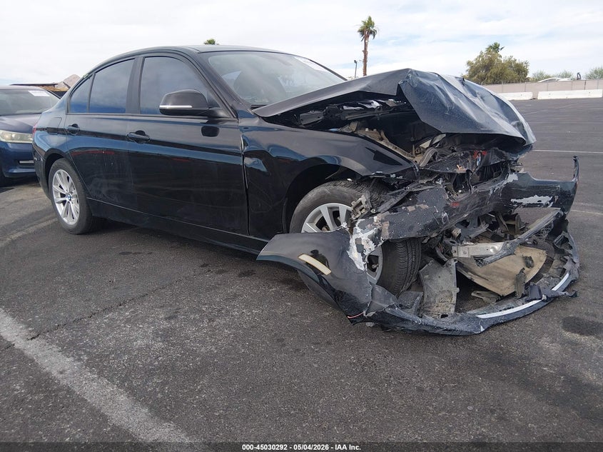 Vin: wba8a9c50jah11995, lot: 45527806, bmw 320i 2018 img_1