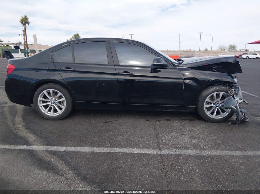 2018 BMW 320I · Photo 14