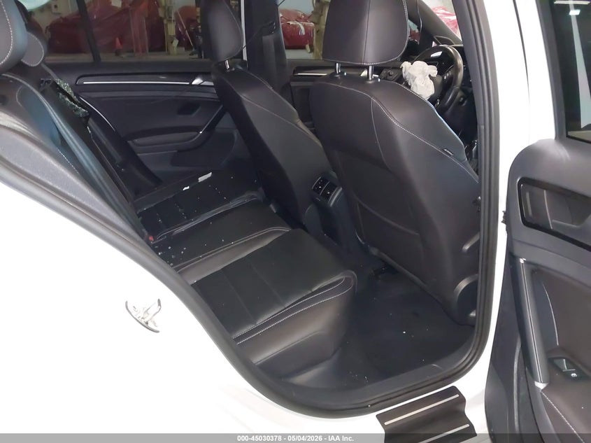 2016 VOLKSWAGEN GOLF R auction photo 8