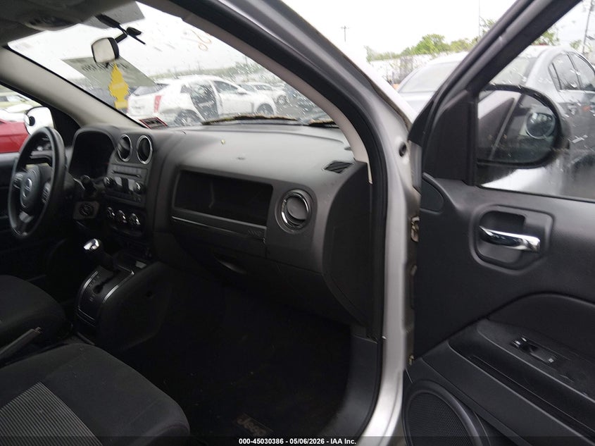 2011 JEEP COMPASS auction photo 5