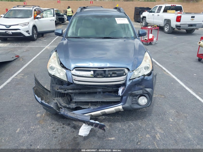 2013 Subaru Outback - vista 6