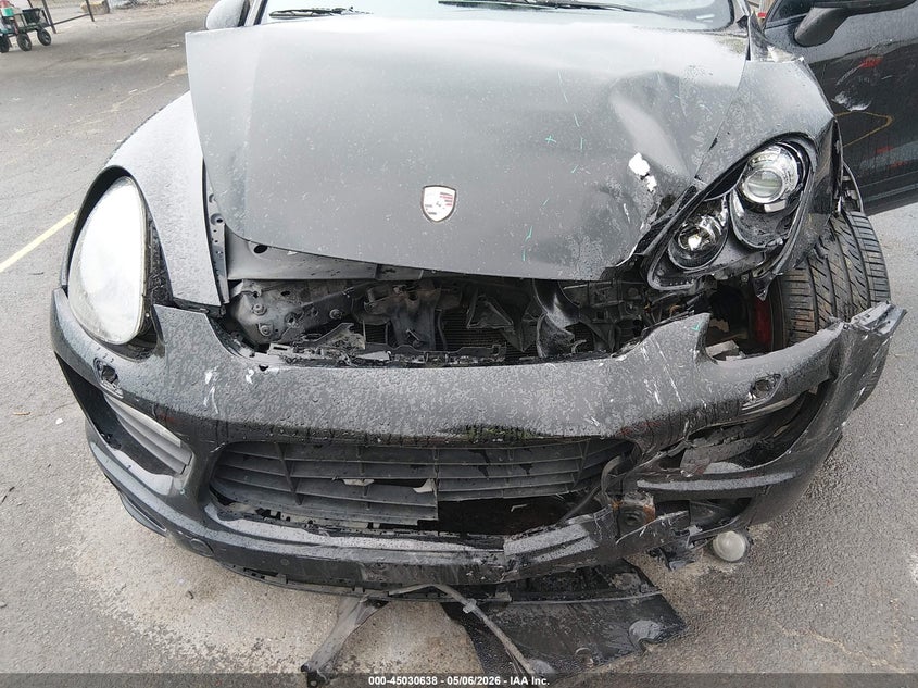 2013 Porsche Cayenne Gts VIN: WP1AD2A22DLA79324 Lot: 45030638