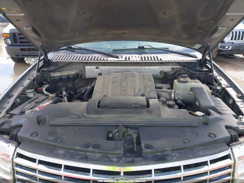 2013 Lincoln Navigator L VIN: 5LMJJ3J58DEL01808 Lot: 45030679