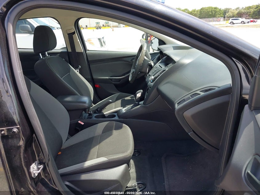 2012 Ford Focus 2.0 Se black Lot 111045030840 Vin 1FAHP3F28CL384918