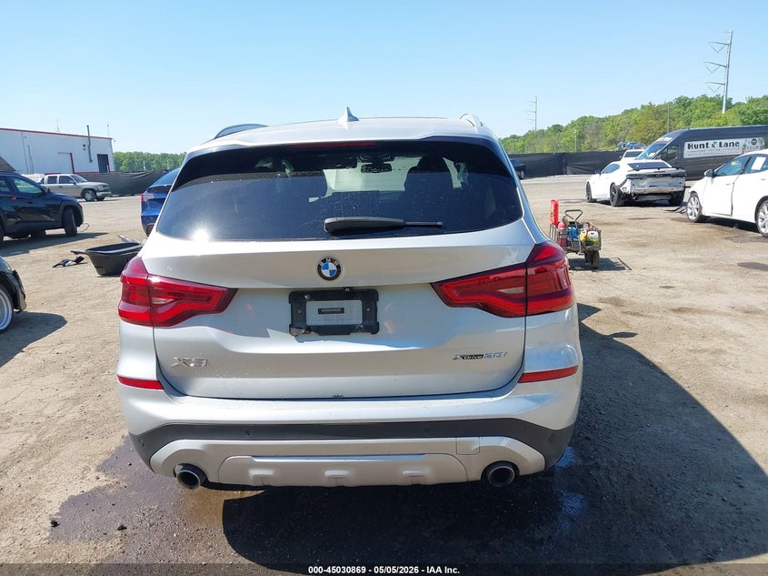 BMW X3 - zdjęcie 16