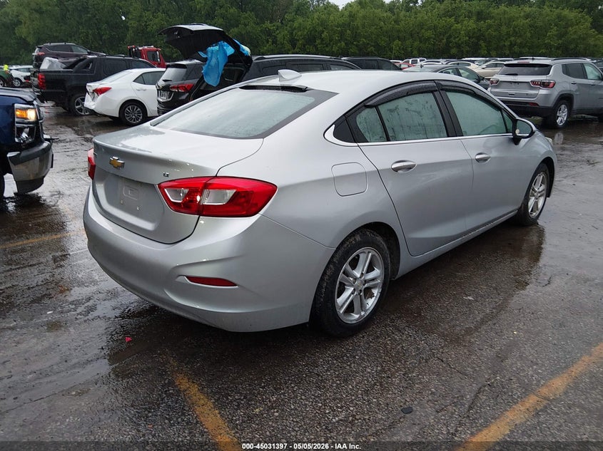 2017 CHEVROLET CRUZE auction photo 4