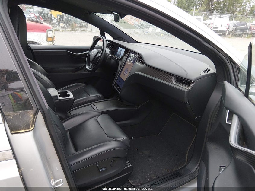 2018 TESLA MODEL X auction photo 5