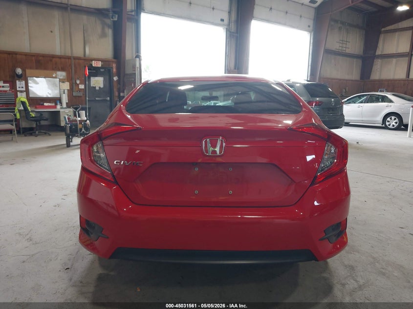 VIN 2HGFC2F53JH570766 2018 HONDA CIVIC LX