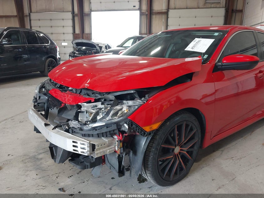 VIN 2HGFC2F53JH570766 2018 HONDA CIVIC LX