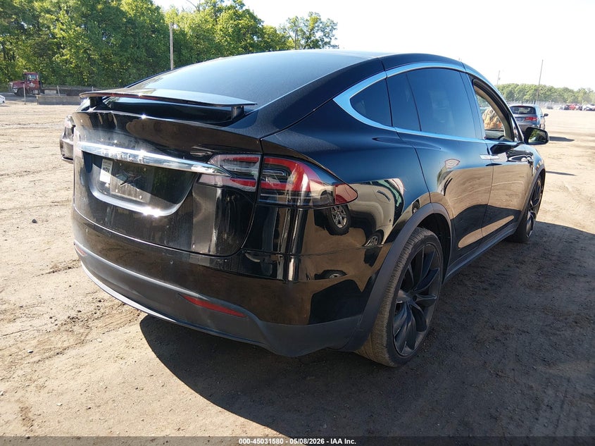 Vin: 5yjxcbe27hf070121, lot: 45529097, tesla model x 20174