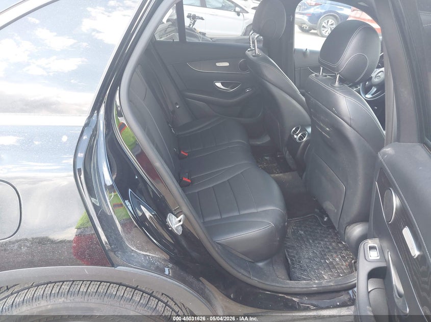 2017 MERCEDES-BENZ GLC 300 auction photo 8