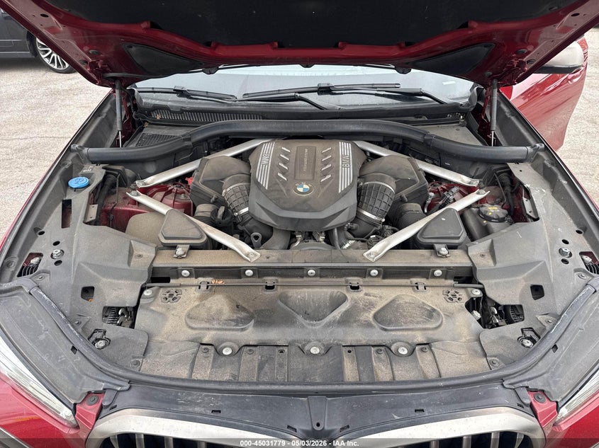 2021 BMW X6 4.4L V-8 DI, DOHC, V(VIN: 5UXCY8C09M9E51267