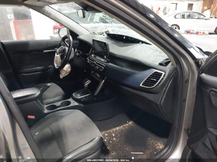 2023 KIA SELTOS auction photo 5