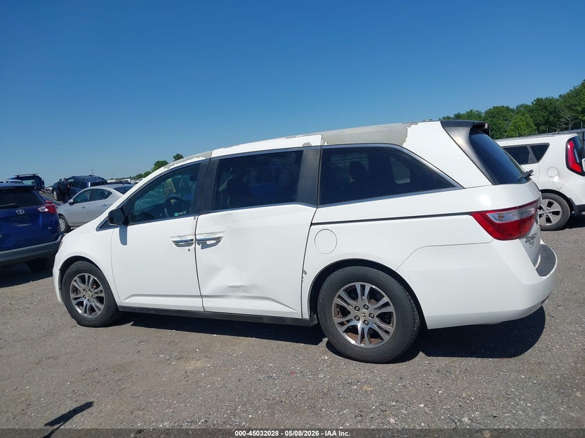 2012 Honda Odyssey 3.5 Ex-L white Lot 111045032028 Vin 5FNRL5H61CB034362