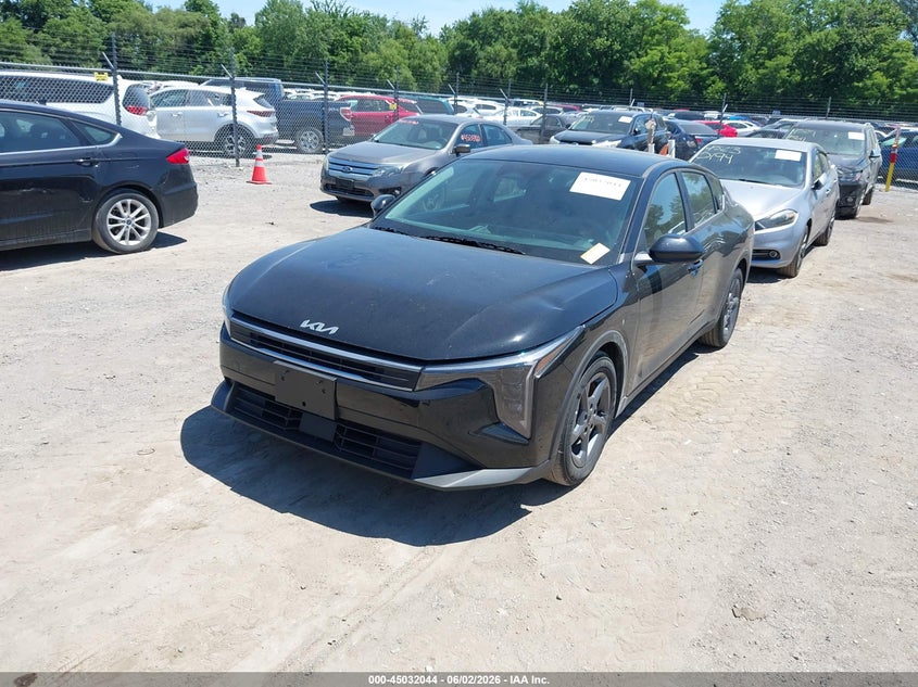 Vin: 3kpft4de6se206559, lot: 45529561, kia k4 lxs 20252