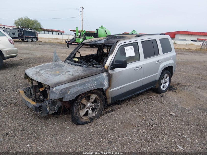 2014 JEEP PATRIOT auction photo 2