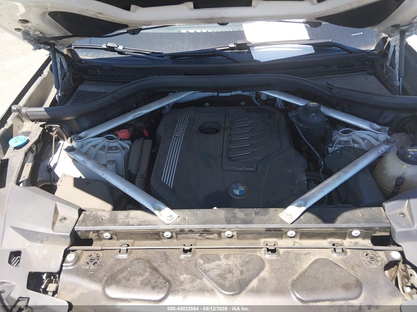 VIN: 5UXCR6C54KLL00685 2019 BMW X5 XDRIVE40I