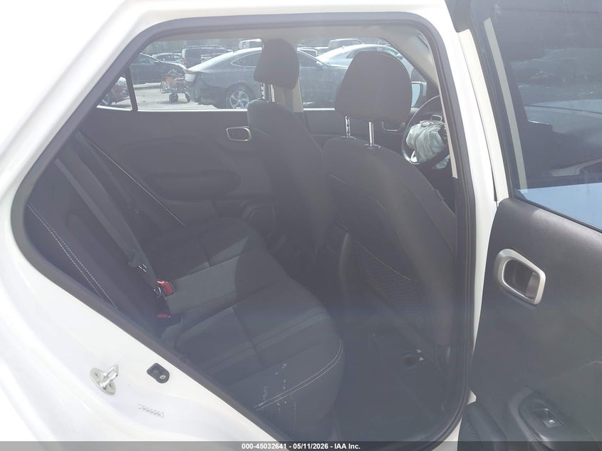 2022 Hyundai Venue Sel VIN: KMHRC8A39NU163859 Lot: 45032641