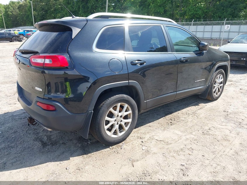 2015 JEEP CHEROKEE auction photo 4