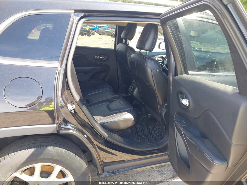 2015 JEEP CHEROKEE auction photo 8