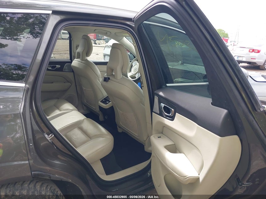 AtlanticExpress - Volvo XC60