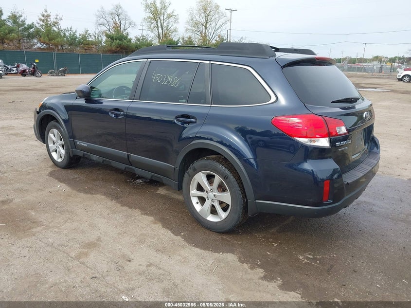 Vin: 4s4brbcc2d3223298, lot: 45530503, subaru outback 2.5i premium 20133