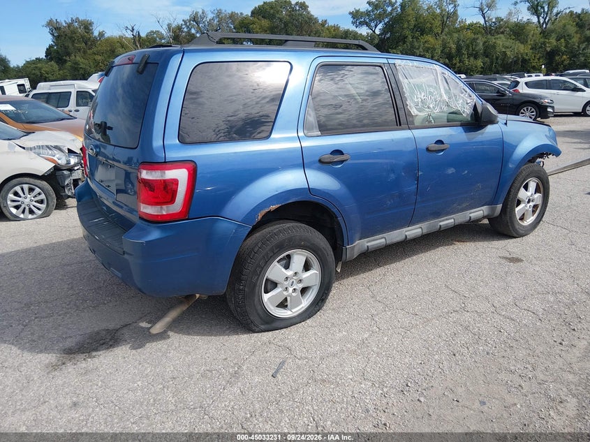 Vin: 1fmcu9d7xaka94662, lot: 45530748, ford escape xlt 20104