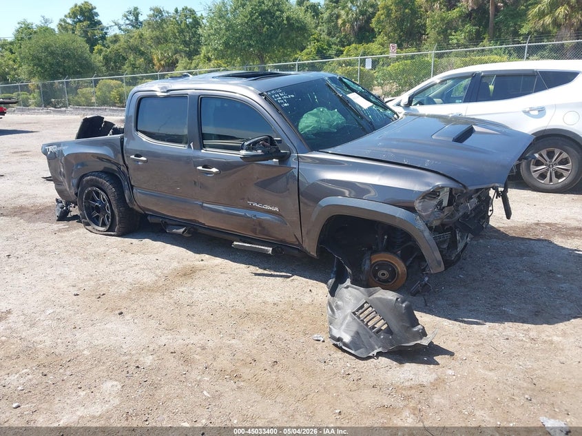 2017 TOYOTA TACOMA TRD SPORT