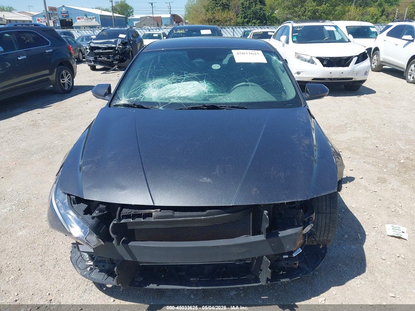VIN 5NPLL4AG7NH062352 2022 HYUNDAI ELANTRA SE