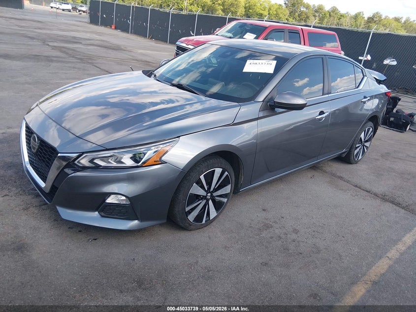 2022 NISSAN ALTIMA auction photo 2