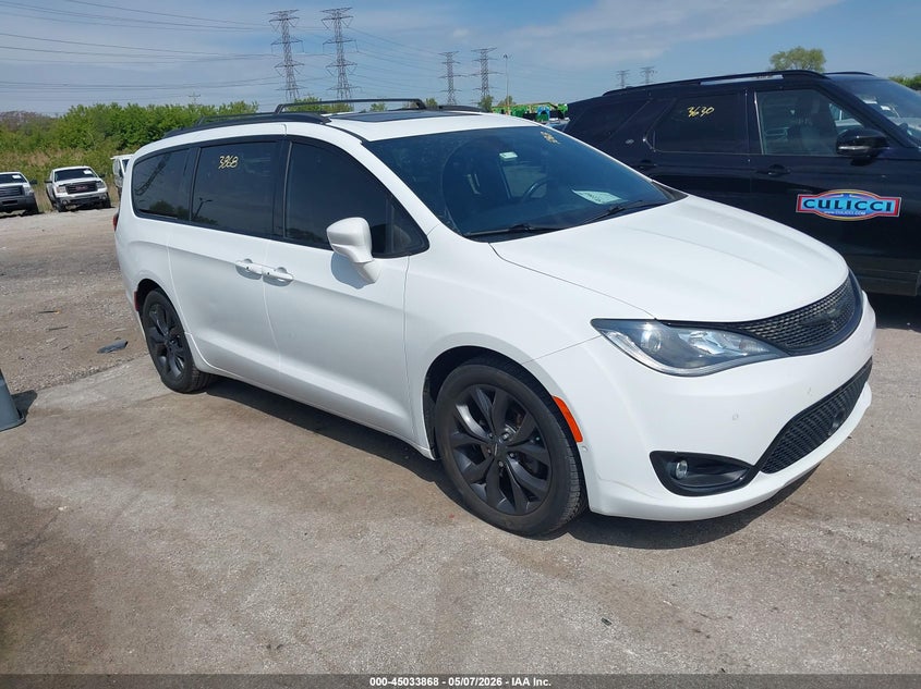 Vin: 2c4rc1bg1kr567258, lot: 45531385, chrysler pacifica touring l 2019 img_1