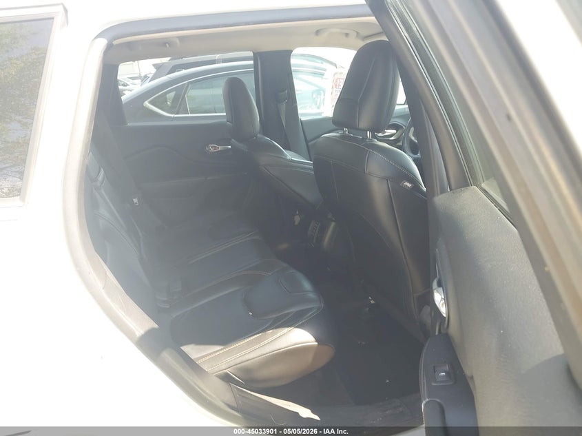 2015 JEEP CHEROKEE auction photo 8