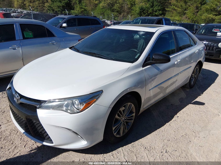 2017 TOYOTA CAMRY auction photo 2