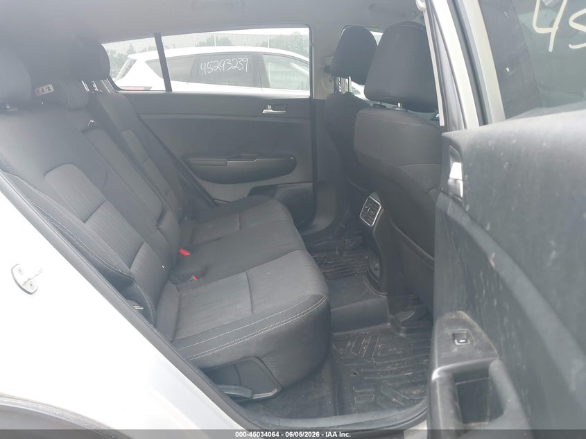 VIN KNDPM3AC2H7108183 2017 KIA SPORTAGE LX