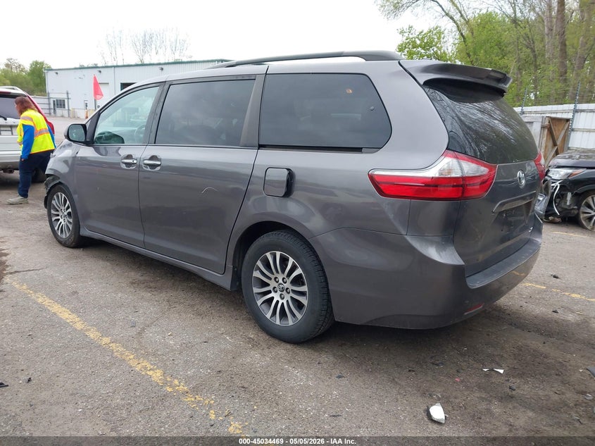 TOYOTA SIENNA 2019 VIN 5TDYZ3DC6KS992241