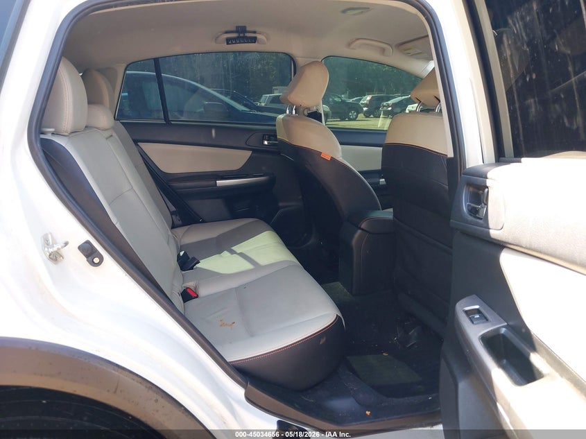 2017 SUBARU CROSSTREK auction photo 8