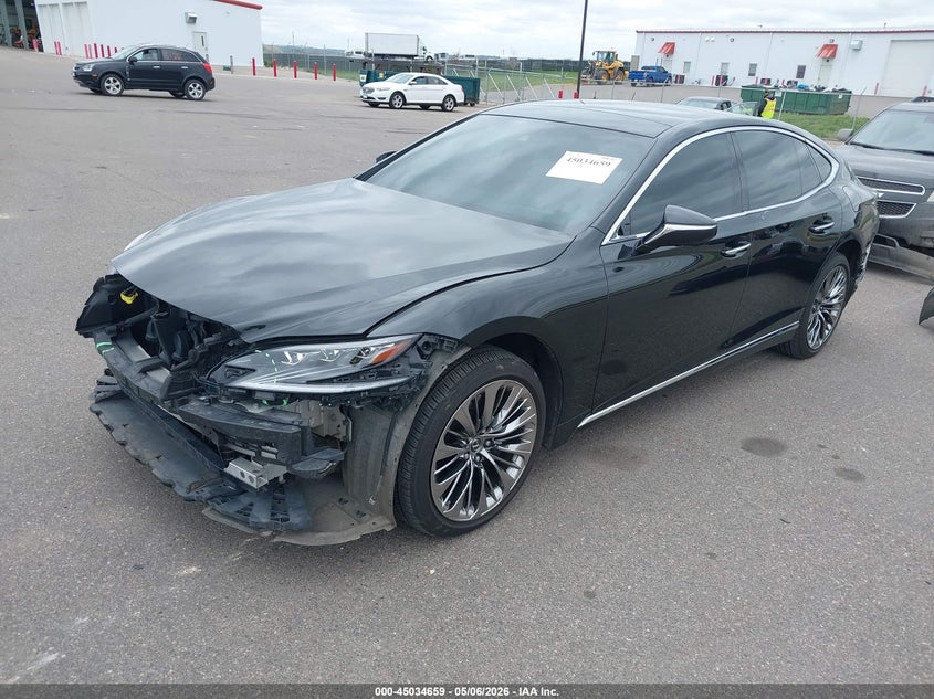 2019 LEXUS LS 500 auction photo 2