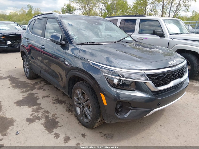 2023 KIA SELTOS S