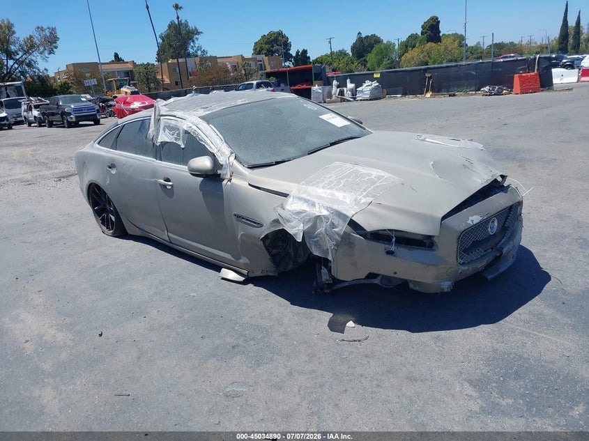 Vin: sajwa2gb5blv13290, lot: 45532407, jaguar xj xjl 2011 img_1
