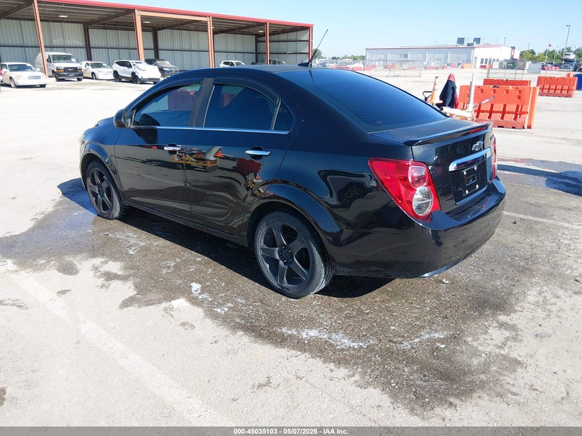 2014 CHEVROLET SONIC auction photo 3