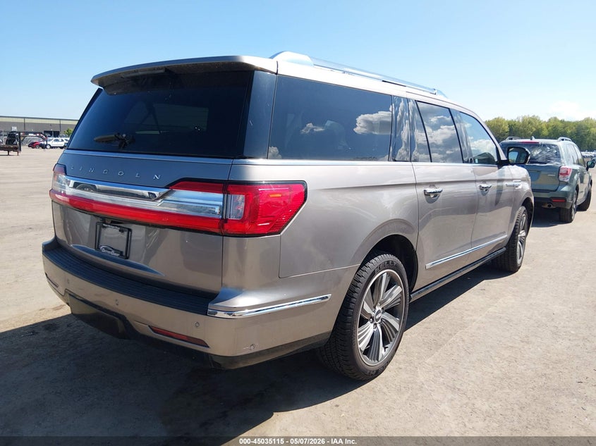 2019 LINCOLN NAVIGATOR L auction photo 4