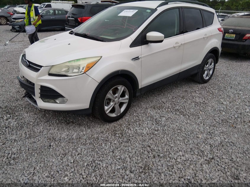 1FMCU9G99DUB39869 2013 Ford Escape Se photo 1